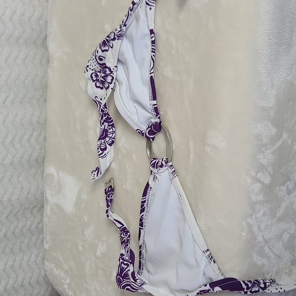 Xhilaration purple & white bikini top. - Picture 2 of 5